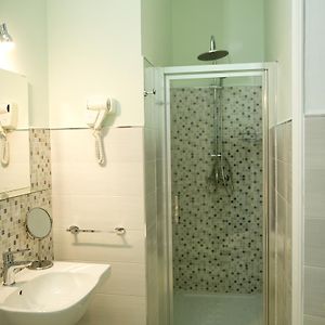 Private Bathroom Quadruple Room